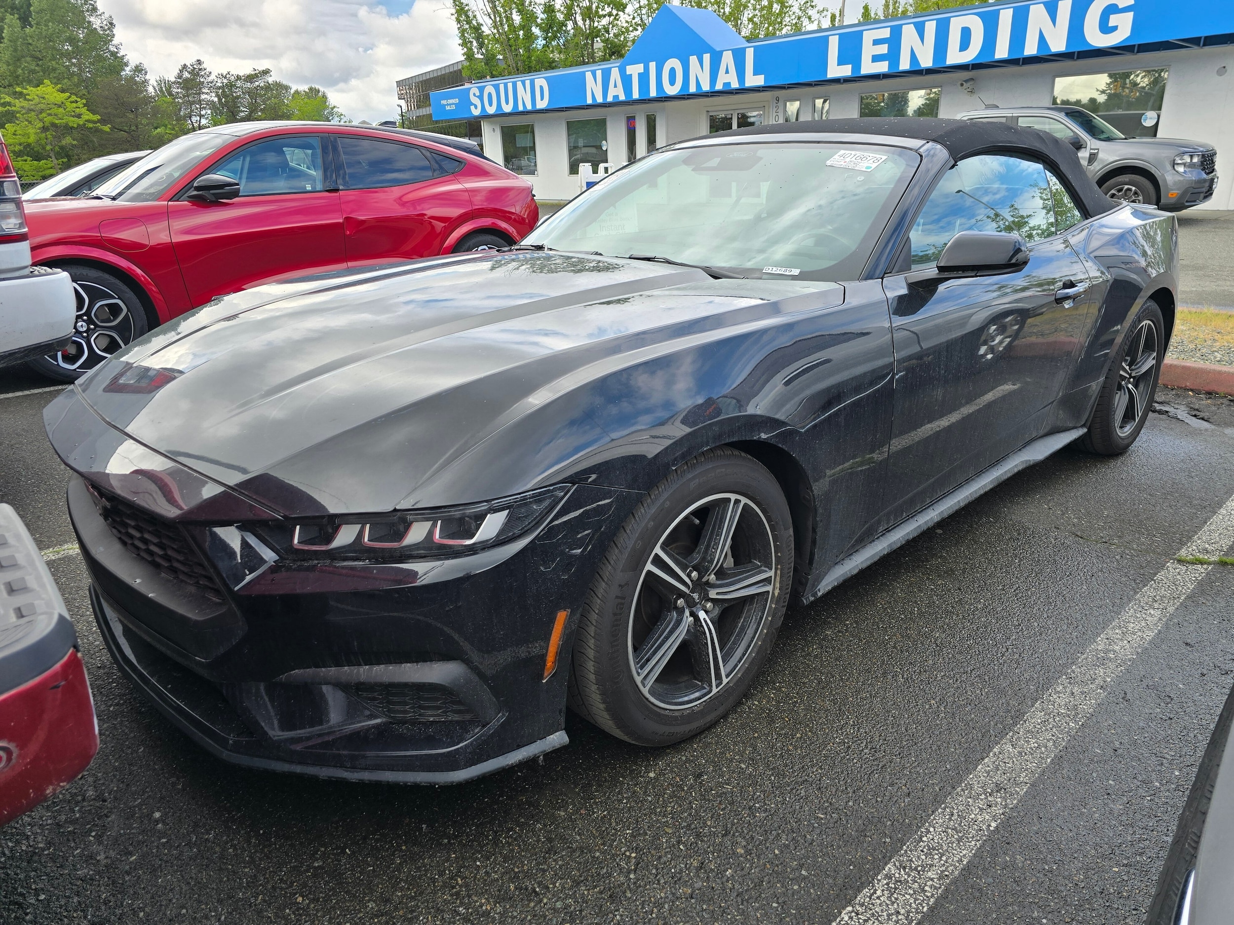 2024 Ford Mustang EcoBoost Convertible's photo