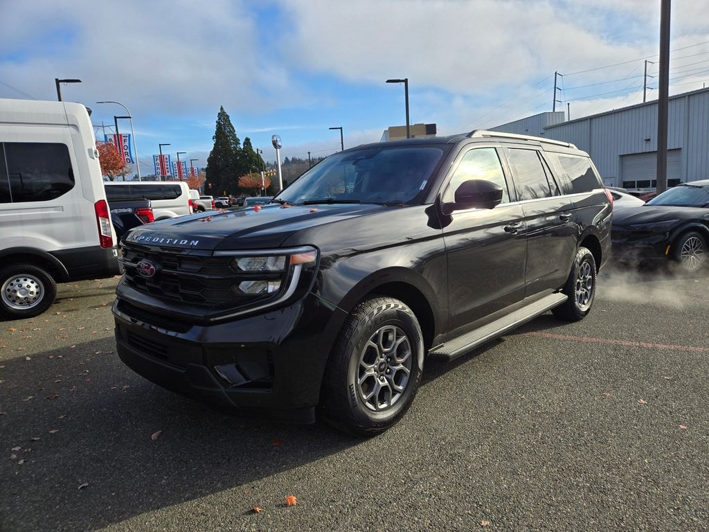 Used 2025 Ford Expedition Max Active SUV