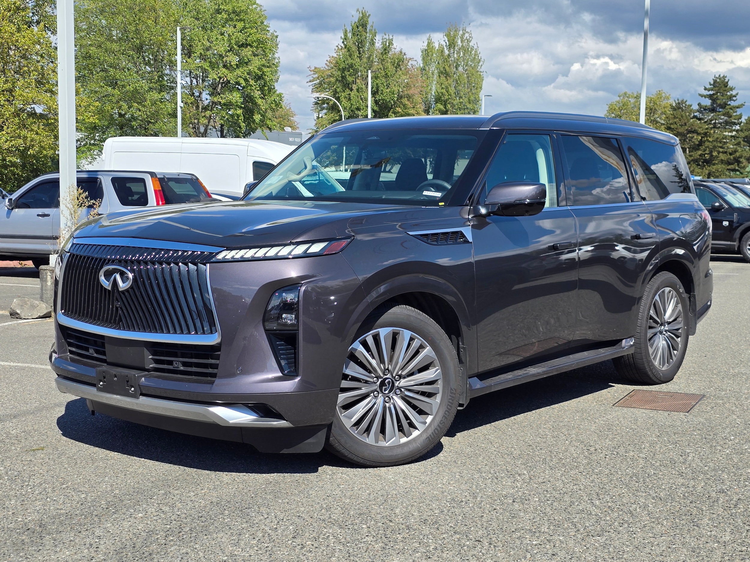 2025 INFINITI QX80 Luxe 4WD