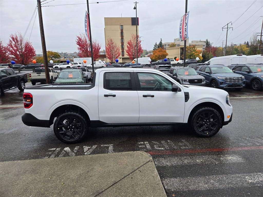 New 2025 Ford Maverick XLT Truck