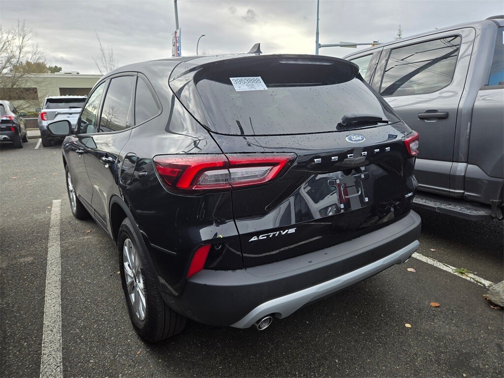 2025 Ford Escape Active photo 3