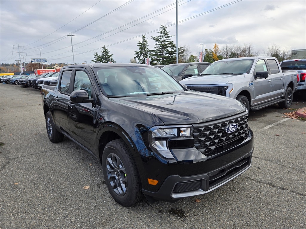 New 2025 Ford Maverick XLT Truck