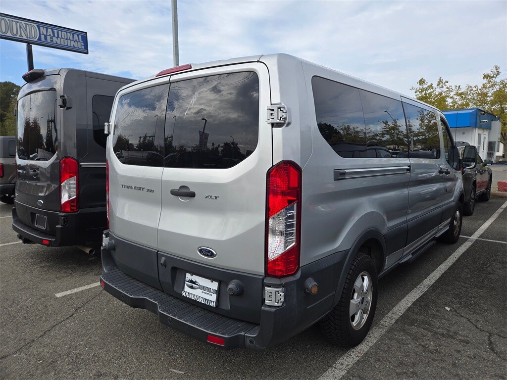 2017 Ford Transit photo 3
