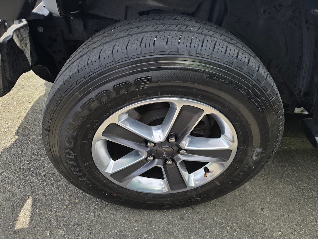 Used 2023 Jeep Wrangler Sahara UT