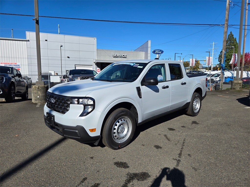 New 2025 Ford Maverick XL Truck