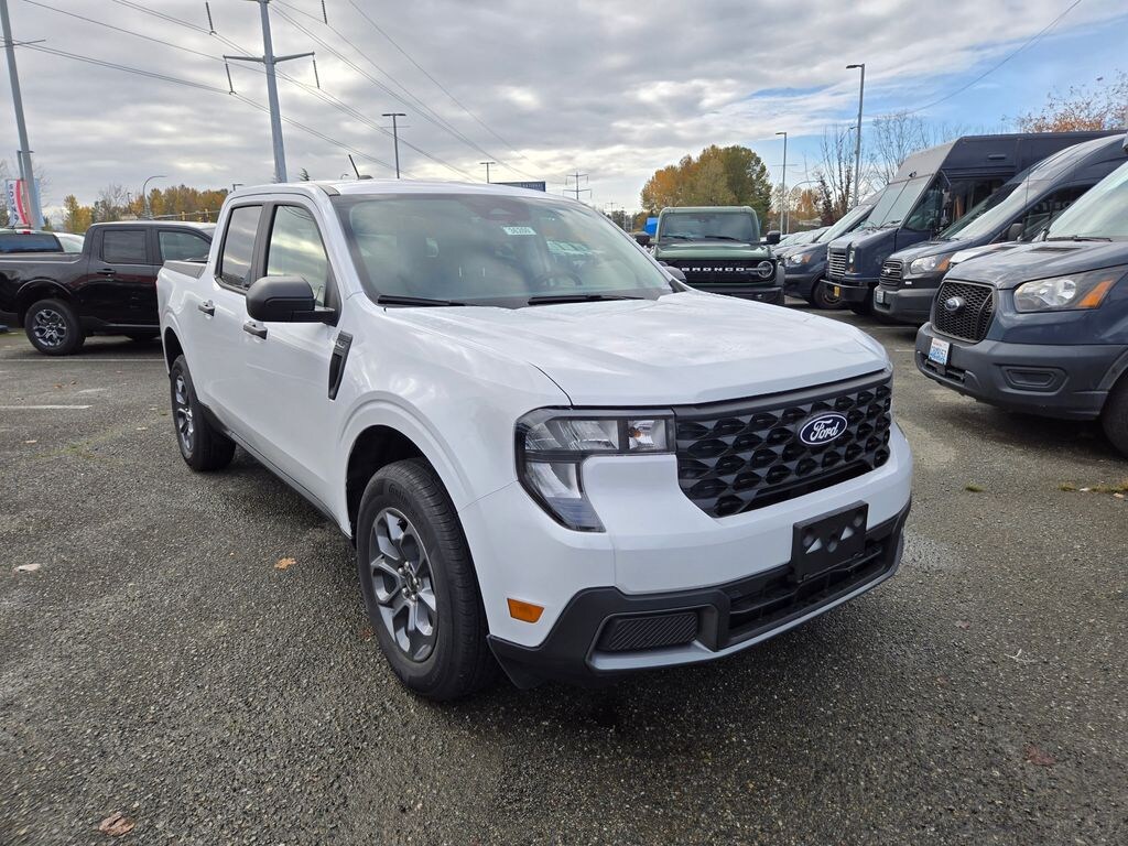 New 2025 Ford Maverick XLT Truck