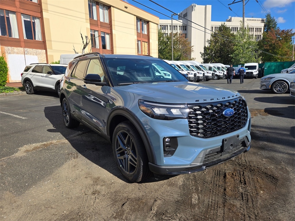 New 2025 Ford Explorer ST-Line SUV