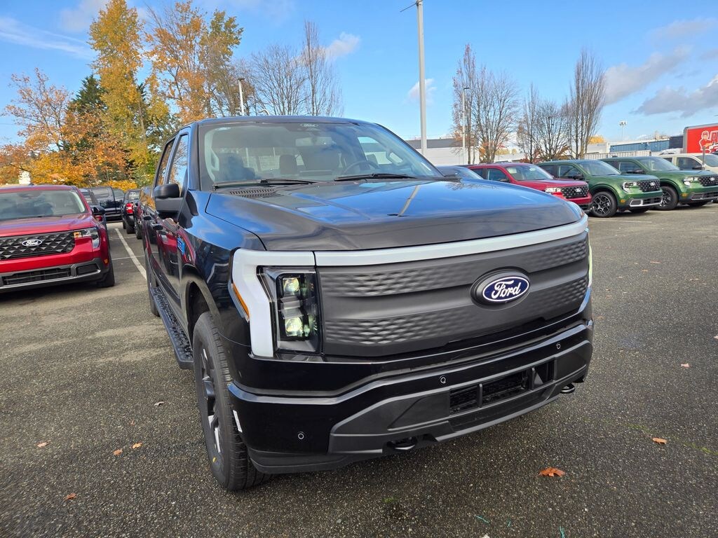 New 2025 Ford F-150 Lightning Flash TRUCK