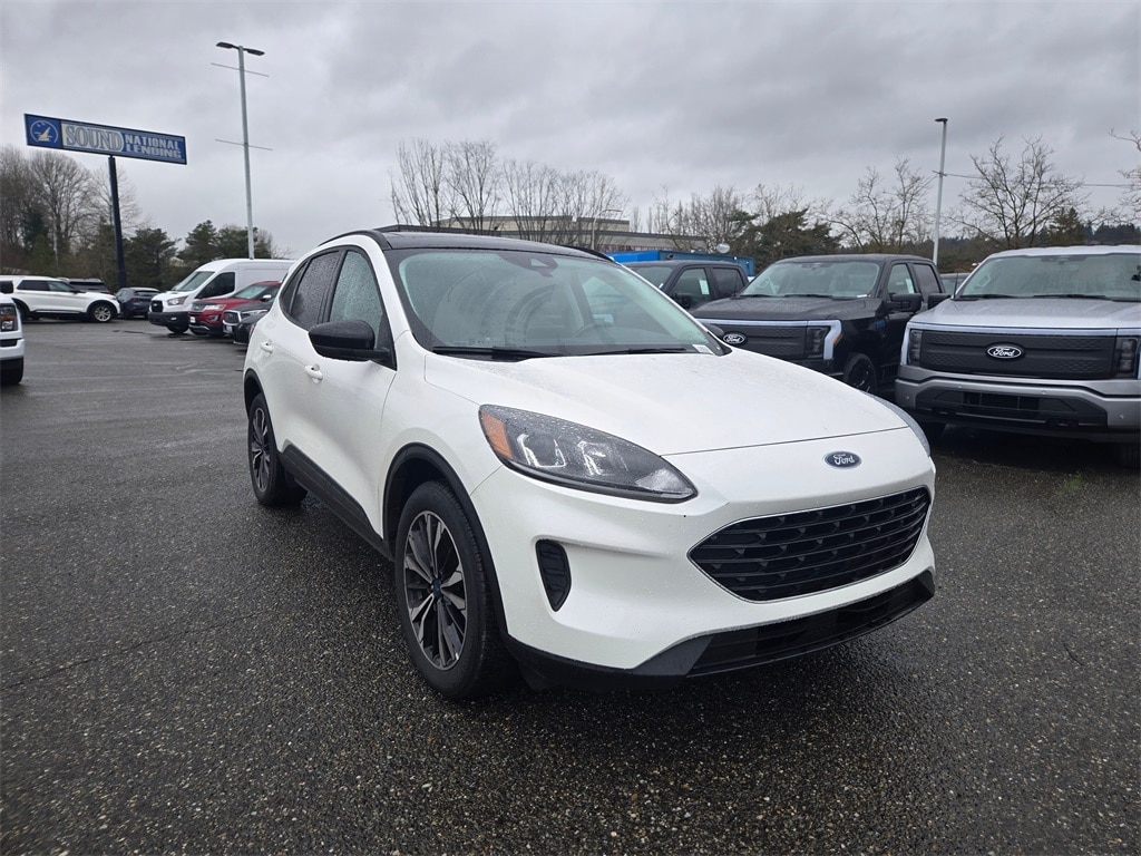 Used 2022 Ford Escape SE SUV