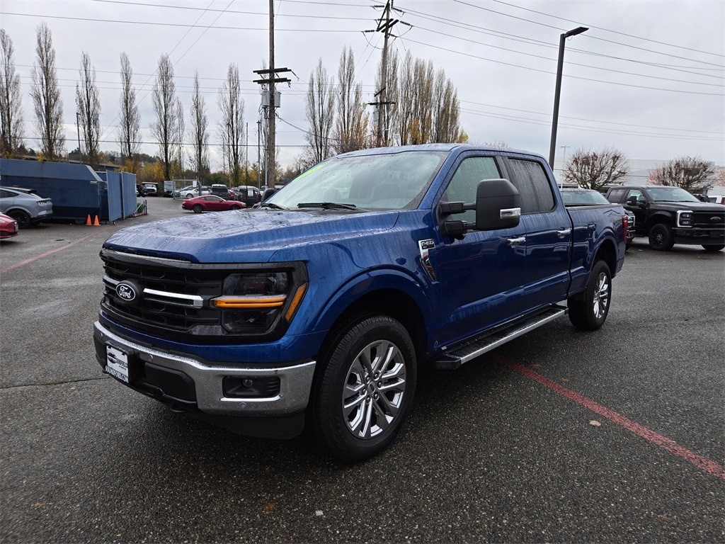 2025 Ford F-150 XLT's photo