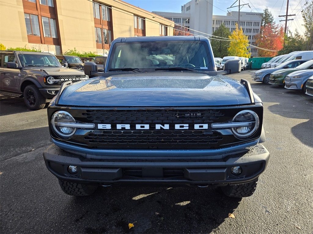 New 2025 Ford Bronco Outer Banks SUV