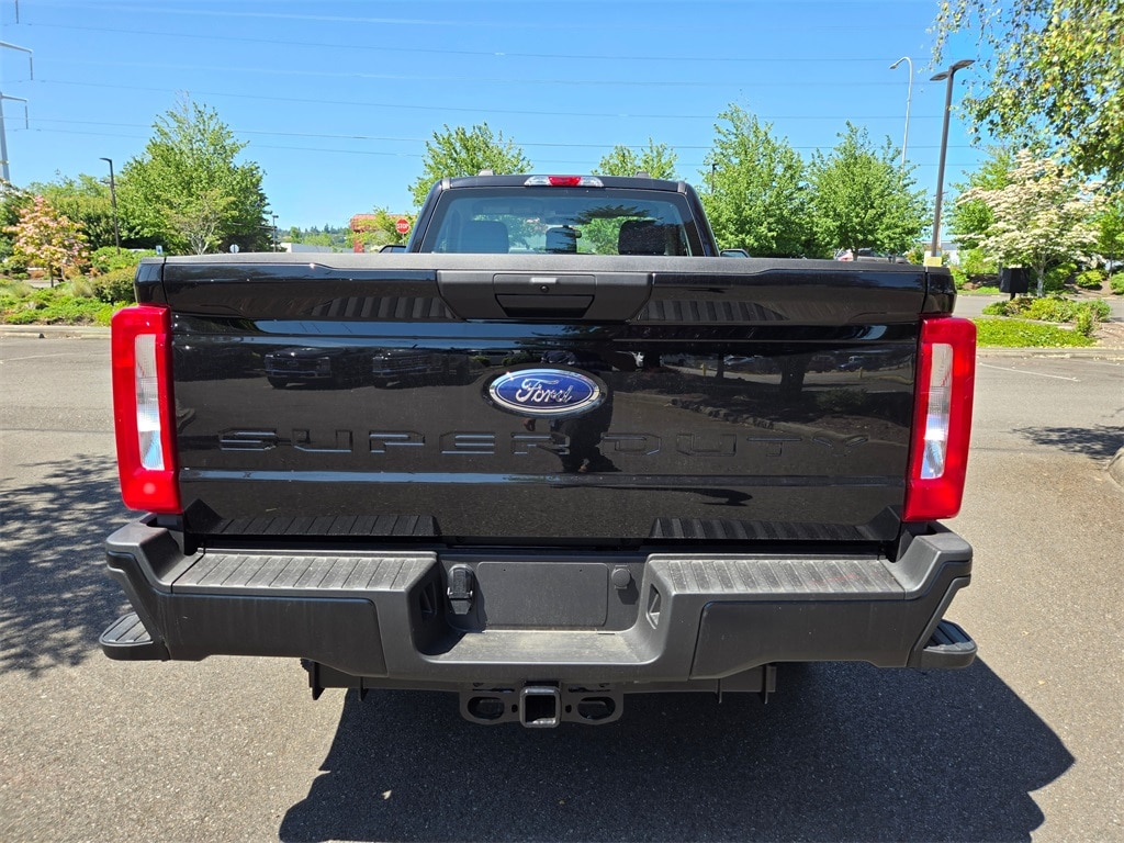 2025 Ford F-350 Super Duty XL - Photo 6