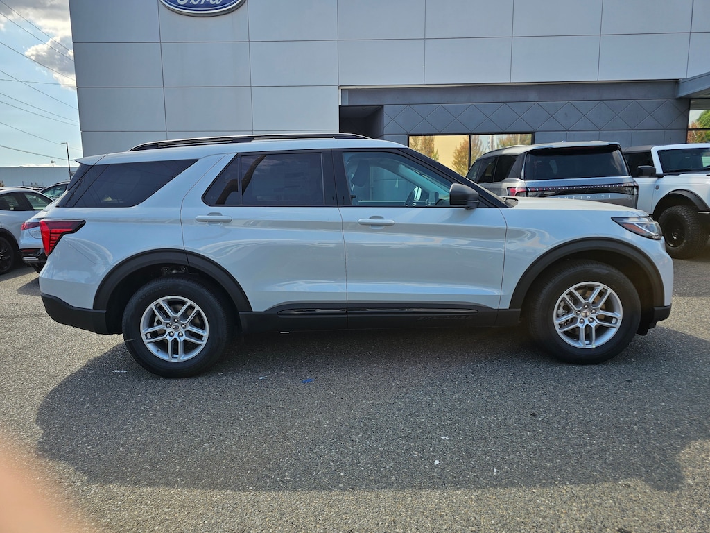 New 2026 Ford Explorer Active UT