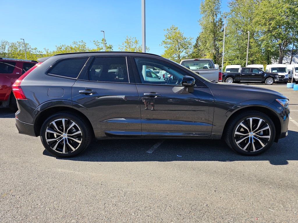 Used 2023 Volvo XC60 B5 Plus Dark Theme