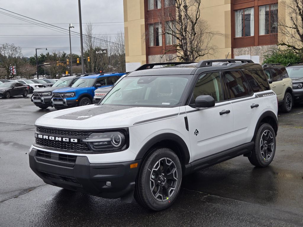 2026 Ford Bronco Sport Outer Banks 4X4's photo