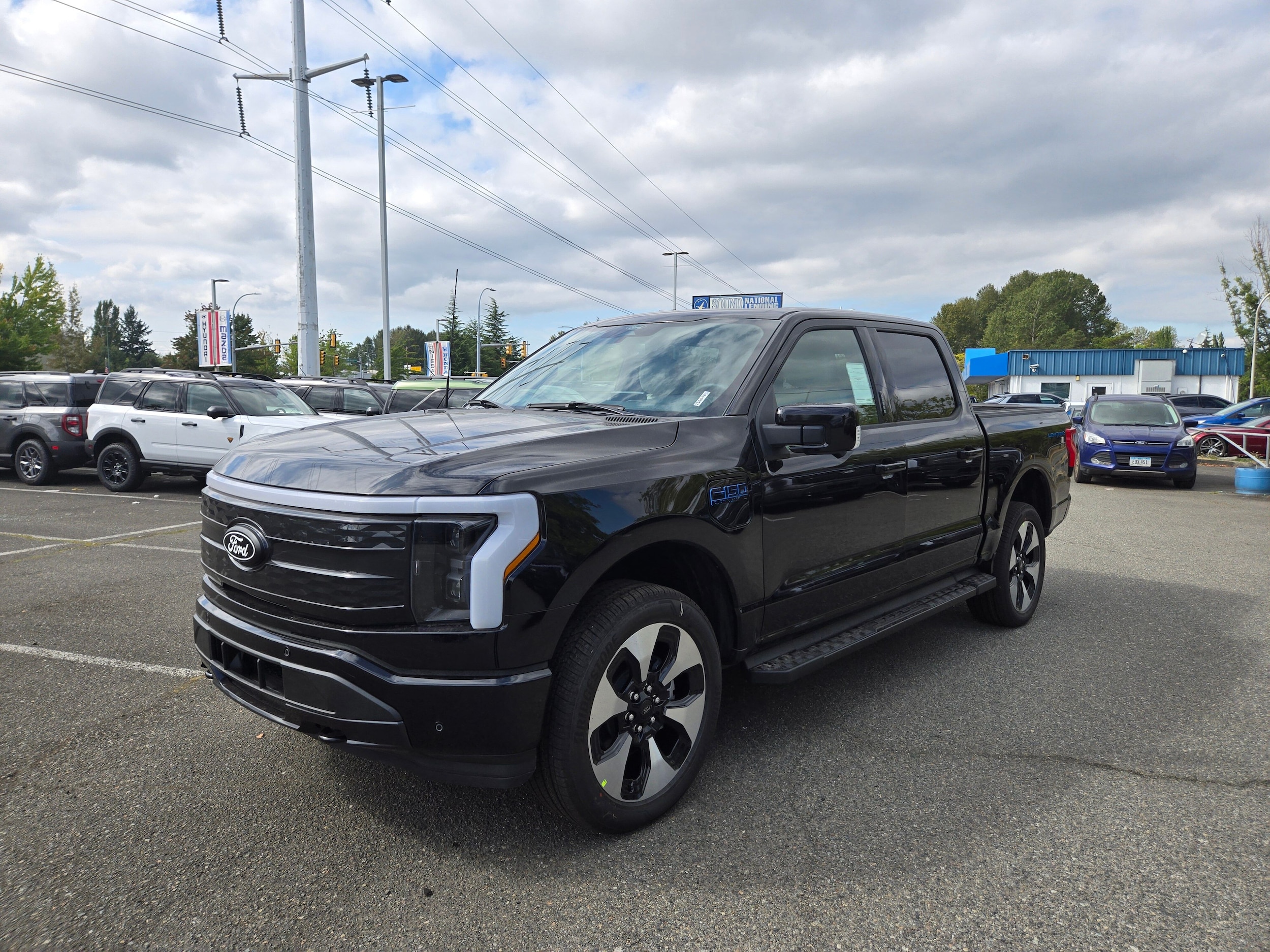2025 Ford F-150 Platinum 4x4 SuperCrew 5-1/2 Box's photo