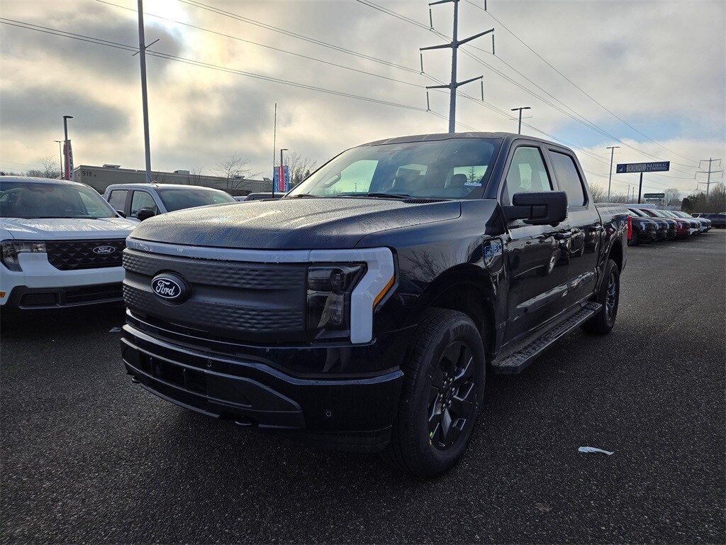 New 2025 Ford F-150 Lightning Flash TRUCK