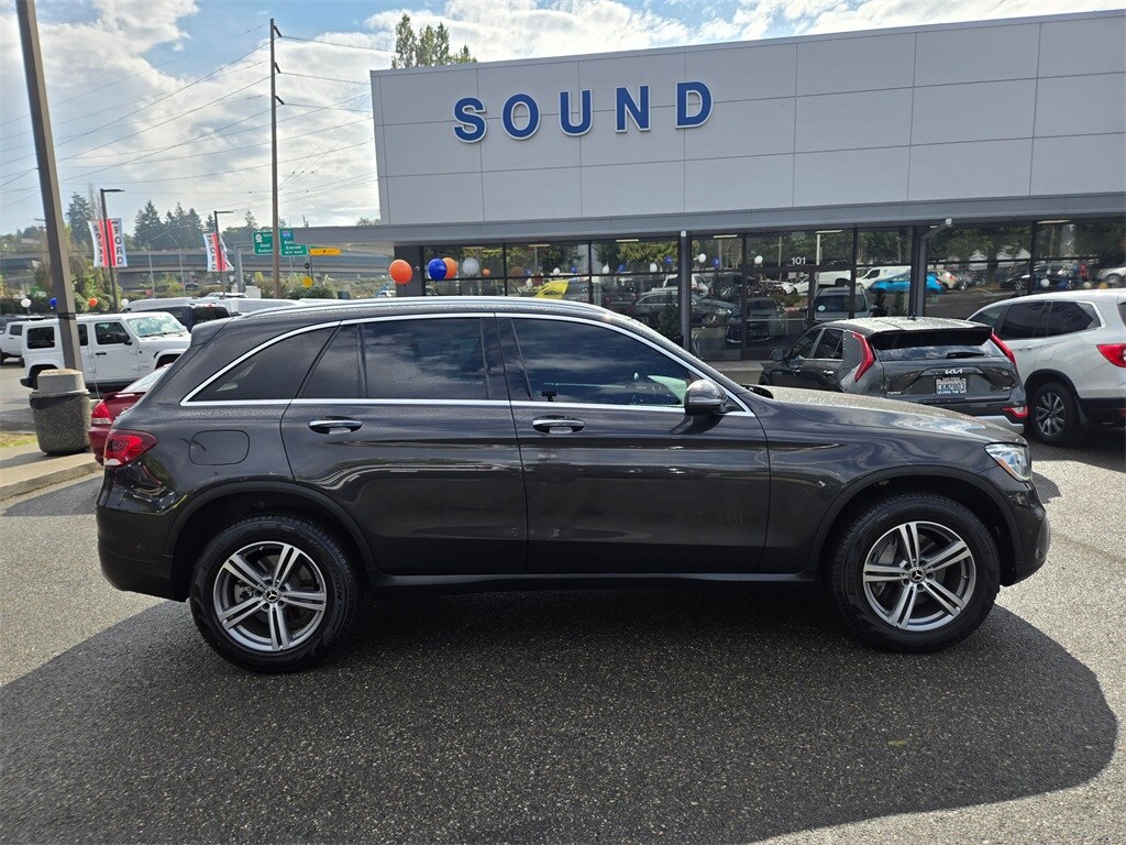 2022 Mercedes Benz GLC 300 4MATIC photo 4