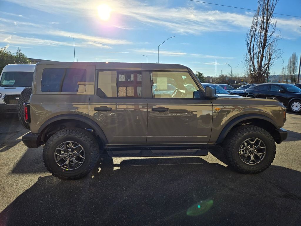 New 2025 Ford Bronco Badlands SUV