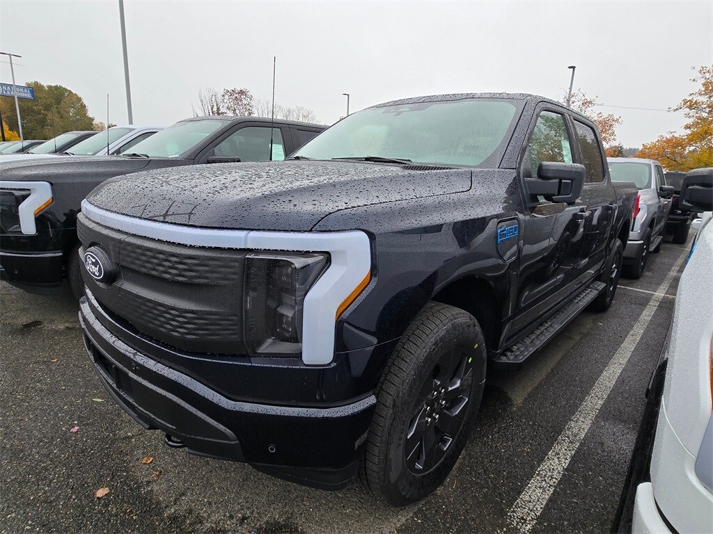 New 2025 Ford F-150 Lightning Flash TRUCK