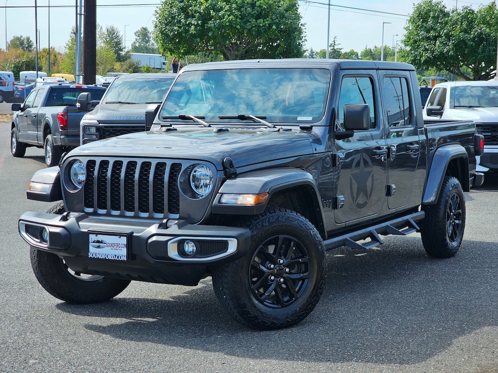Used 2023 Jeep Gladiator Sport S PU