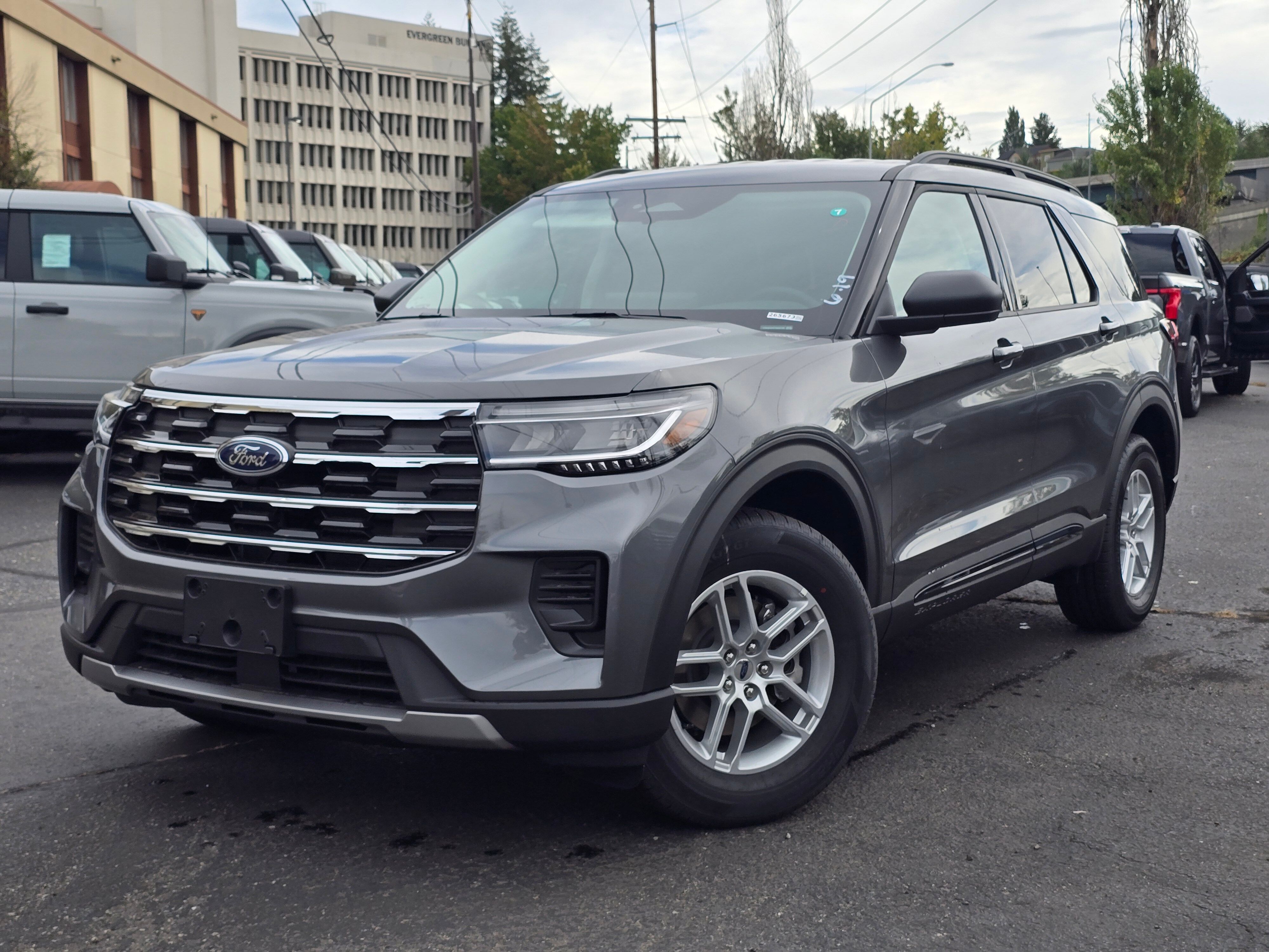 2026 Ford Explorer Active UT