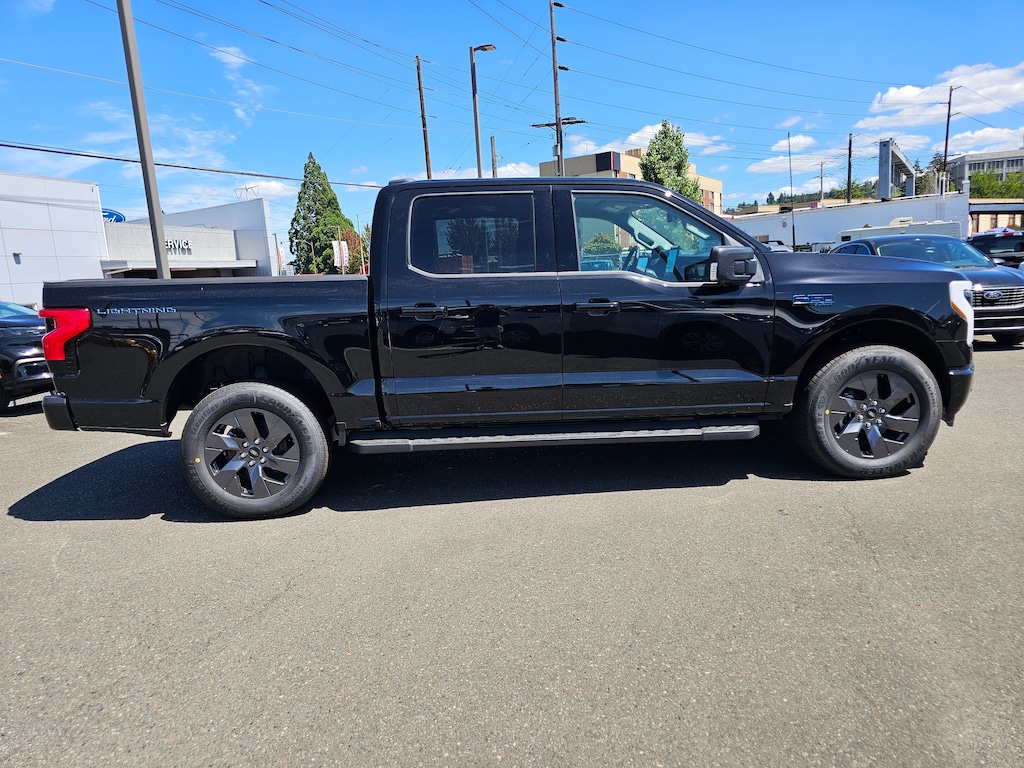 New 2025 Ford F-150 Lightning Flash PU