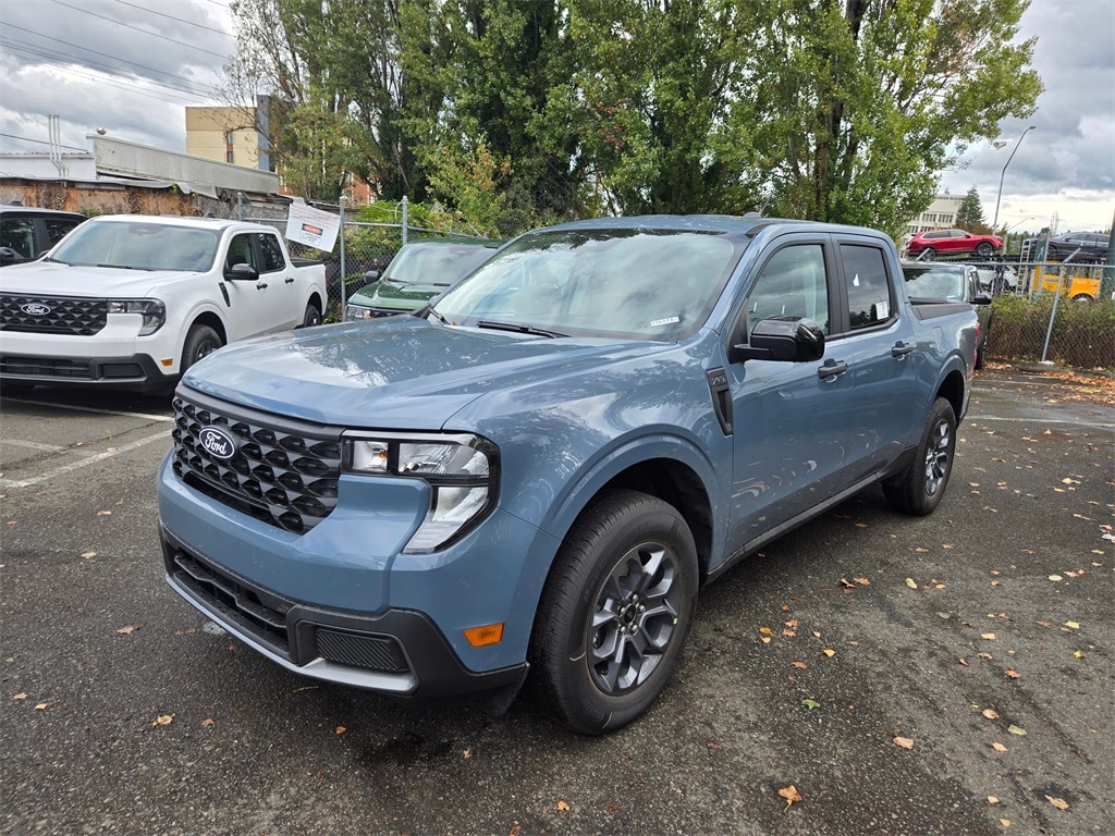 2025 Ford Maverick XLT's photo