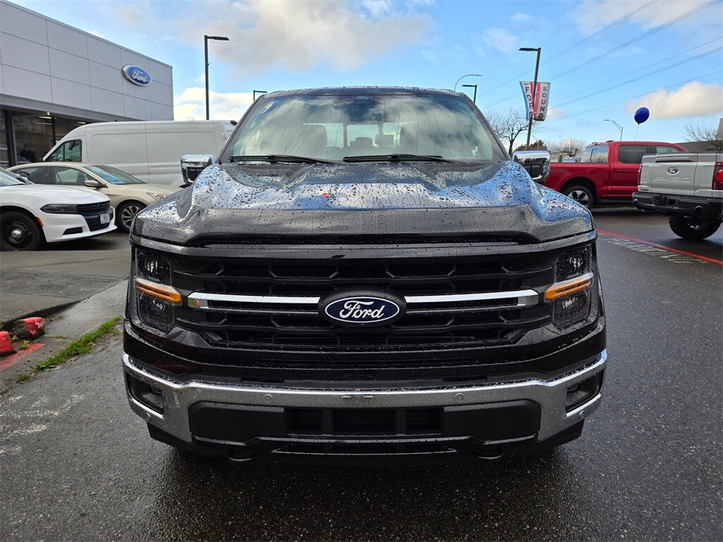 2024 Ford F-150 XLT photo 2