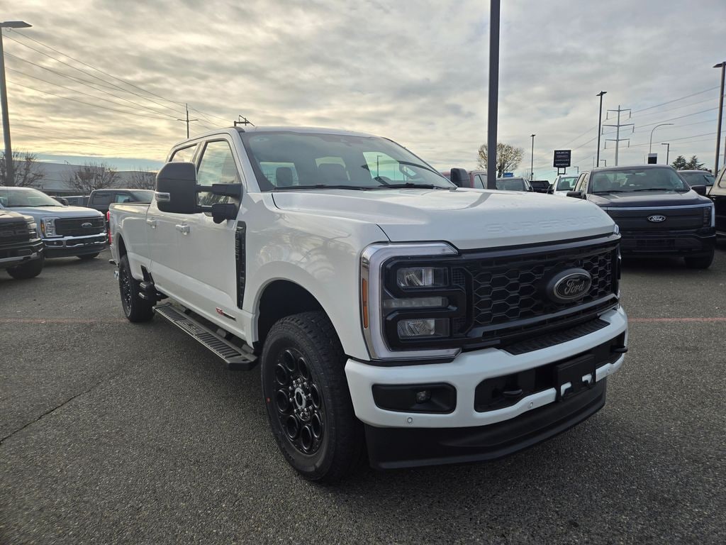 New 2025 Ford F-350SD Lariat Truck