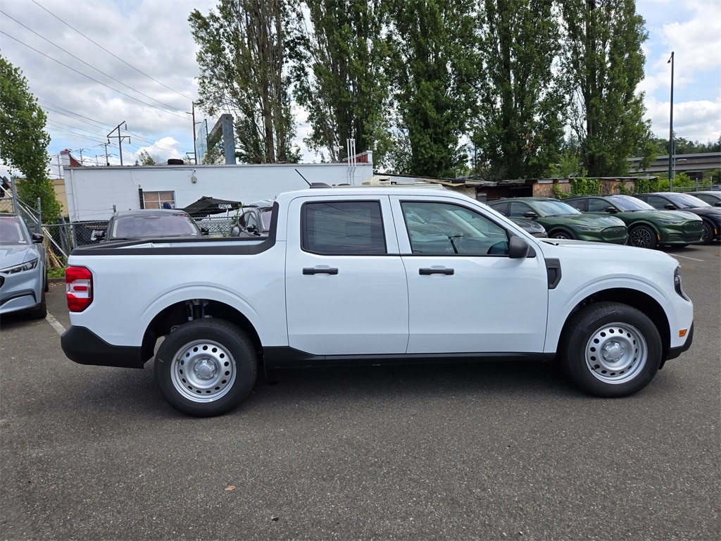 New 2025 Ford Maverick XL Truck