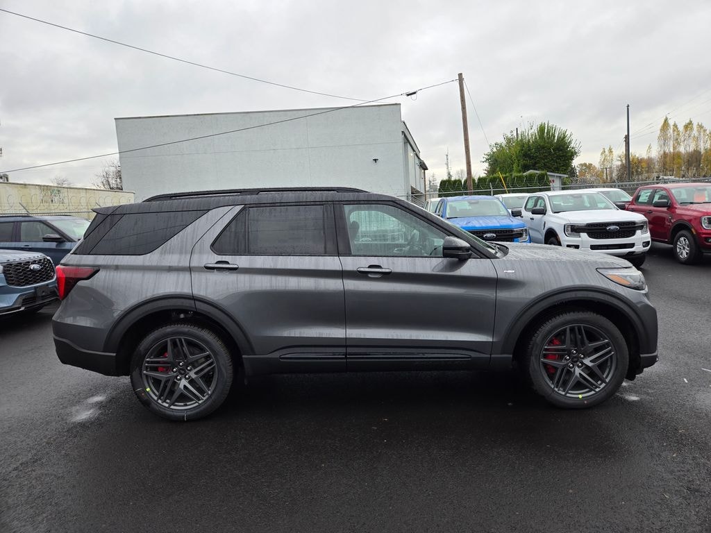 New 2026 Ford Explorer ST-Line SUV