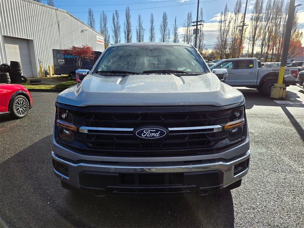 2024 Ford F-150 XLT photo 2