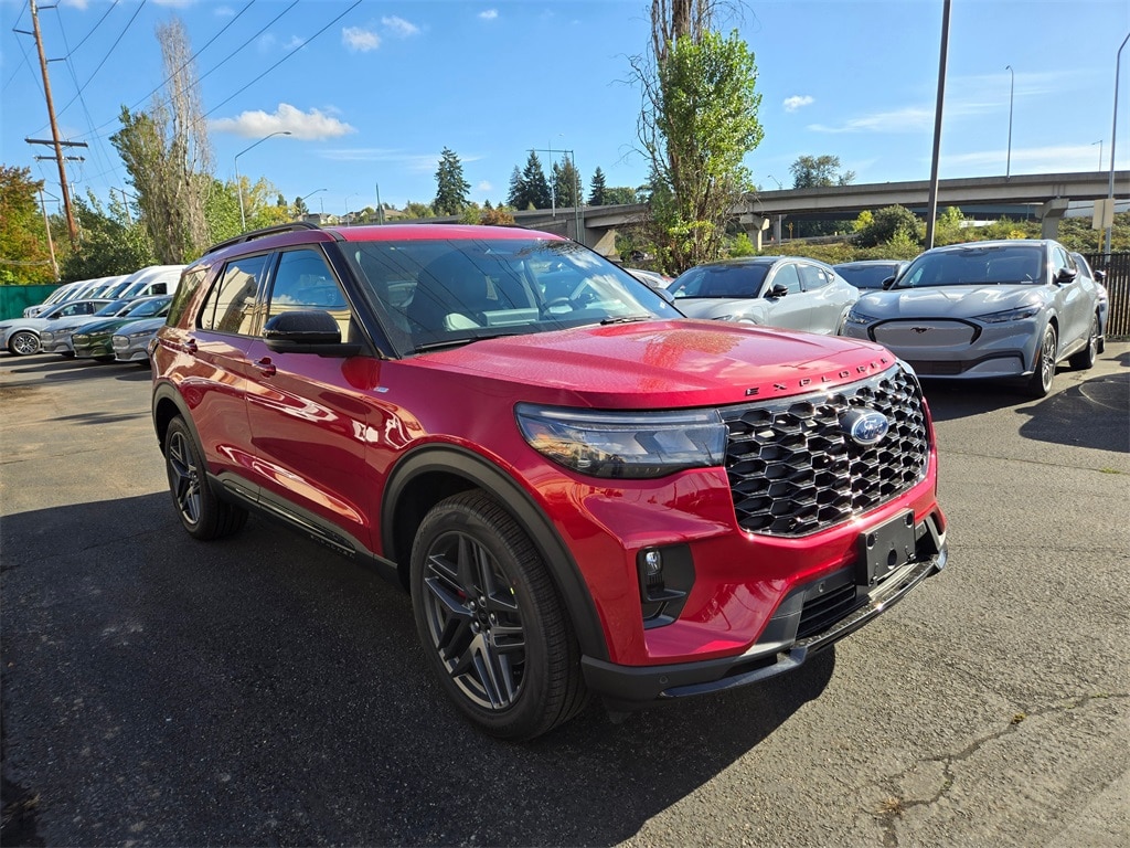 New 2025 Ford Explorer ST-Line SUV