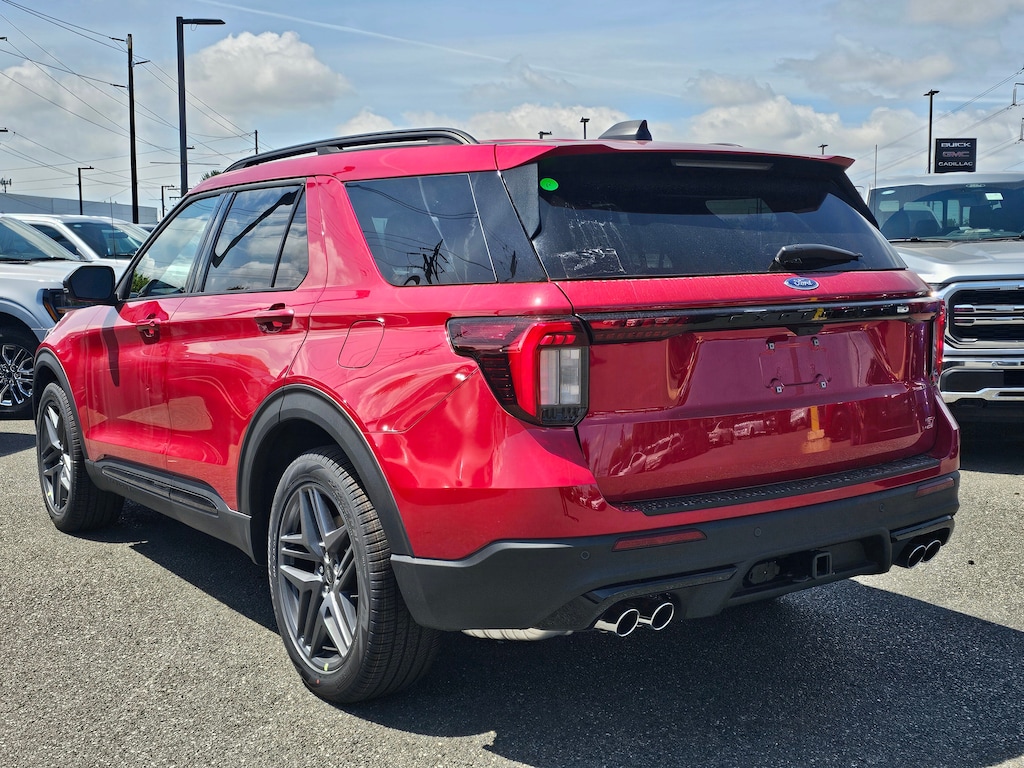 New 2026 Ford Explorer ST UT