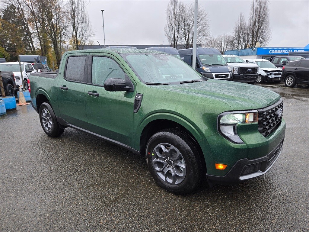 New 2025 Ford Maverick XLT Truck