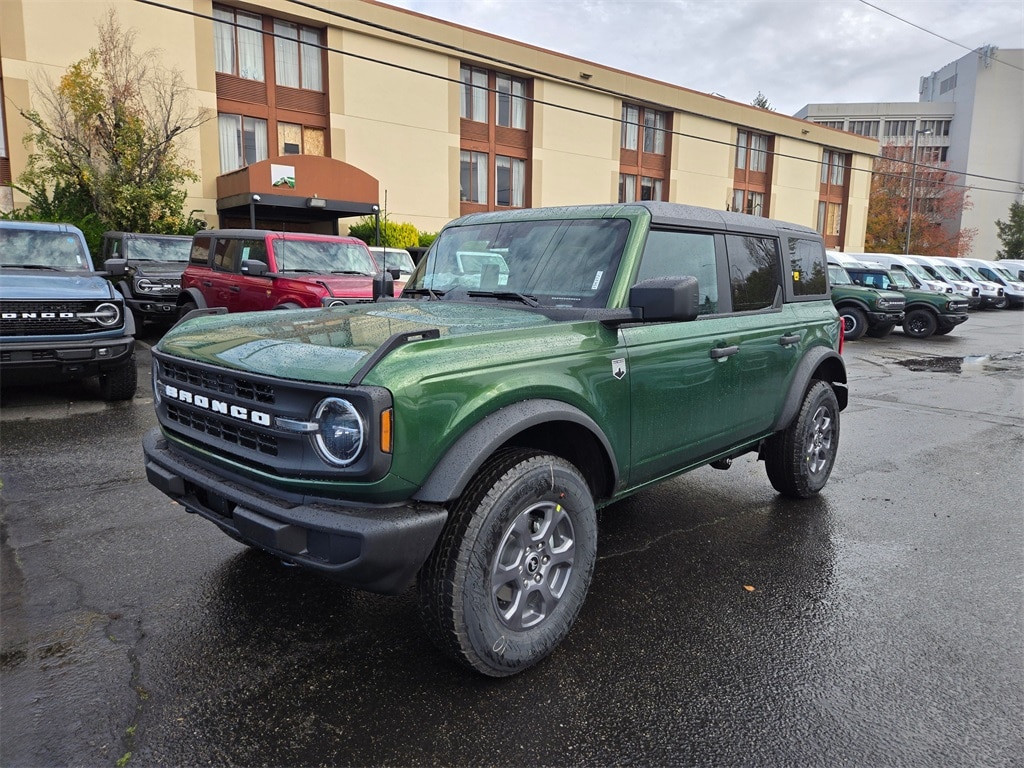 2025 Ford Bronco 4-Door Big Bend's photo