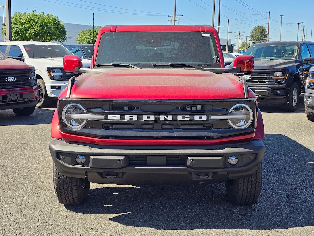 New 2026 Ford Bronco Outer Banks UT