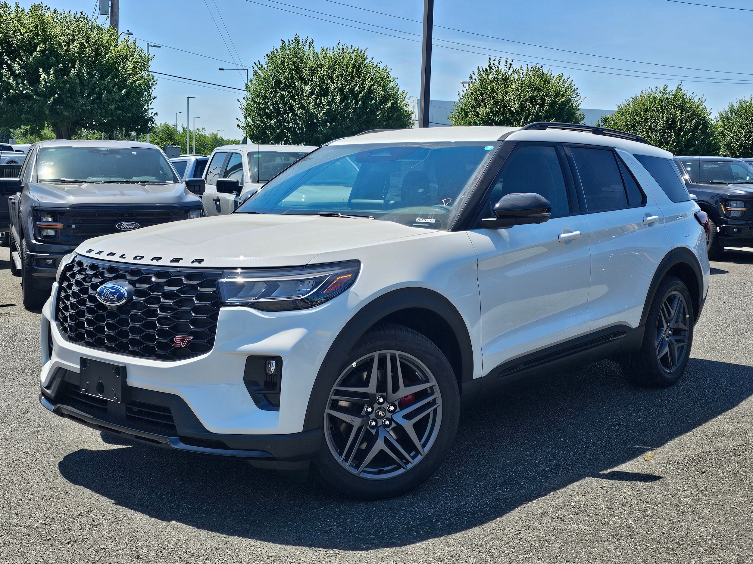 2026 Ford Explorer ST 4WD's photo