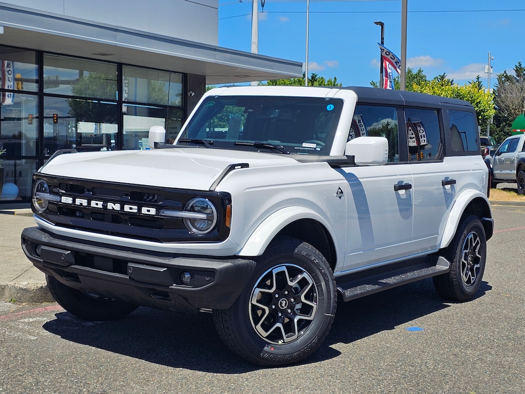 New 2026 Ford Bronco Outer Banks UT