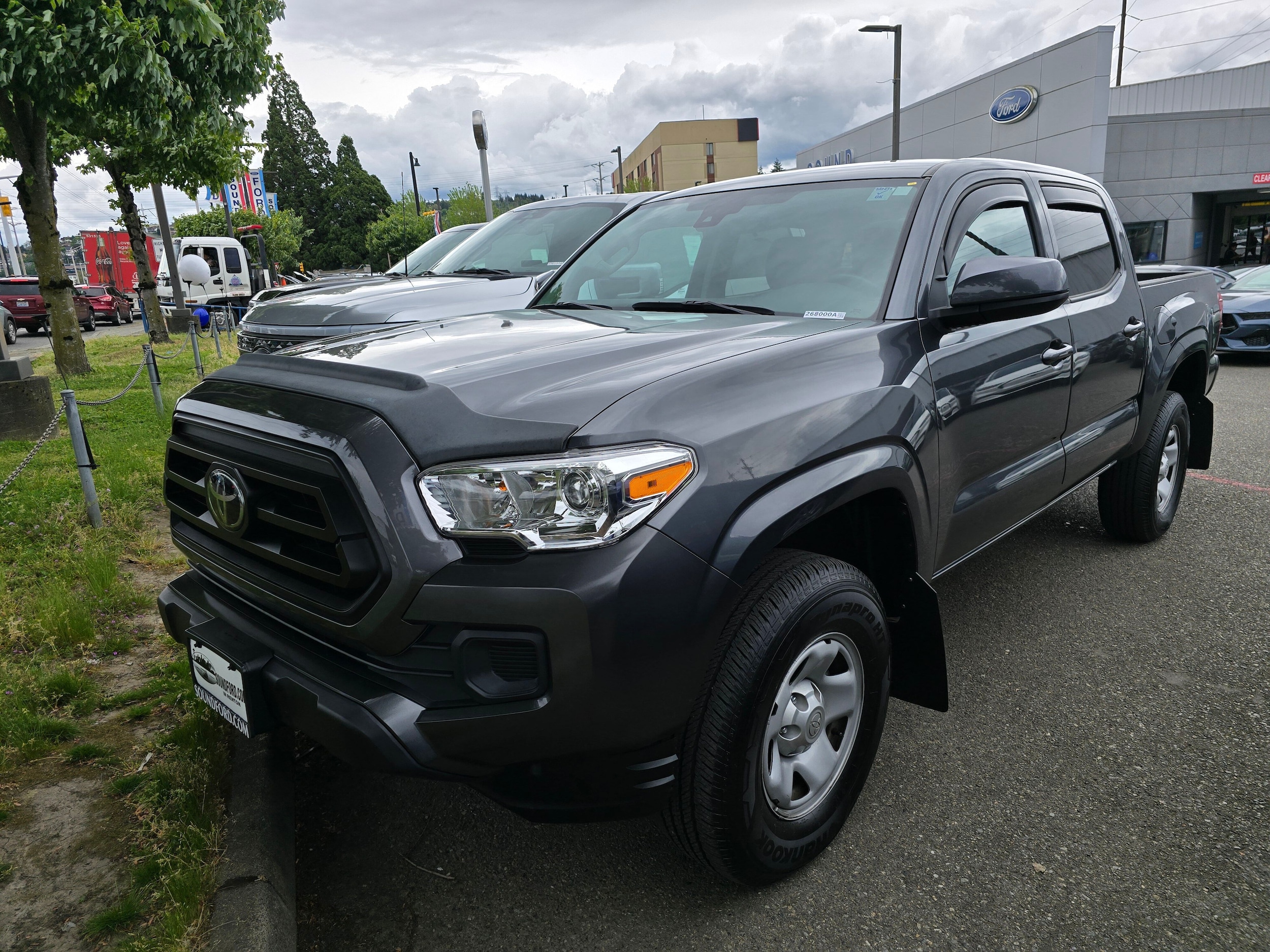 2023 Toyota Tacoma SR Double Cab 4WD V6 Auto Short Bed's photo