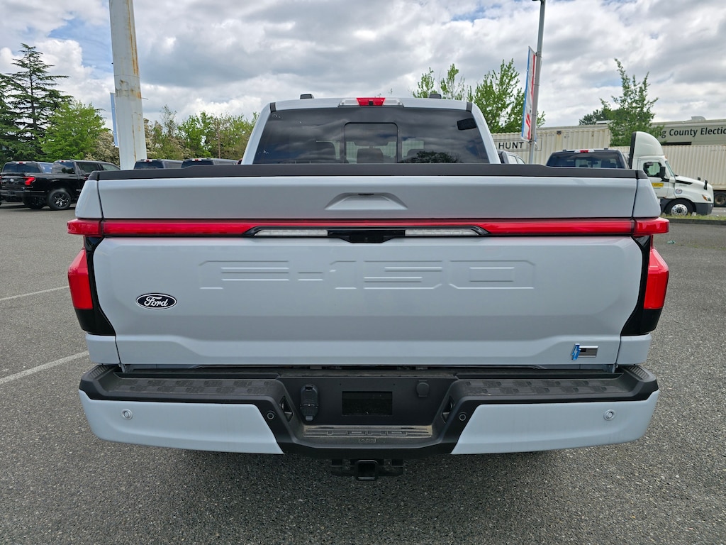 New 2025 Ford F-150 Lightning Platinum PU