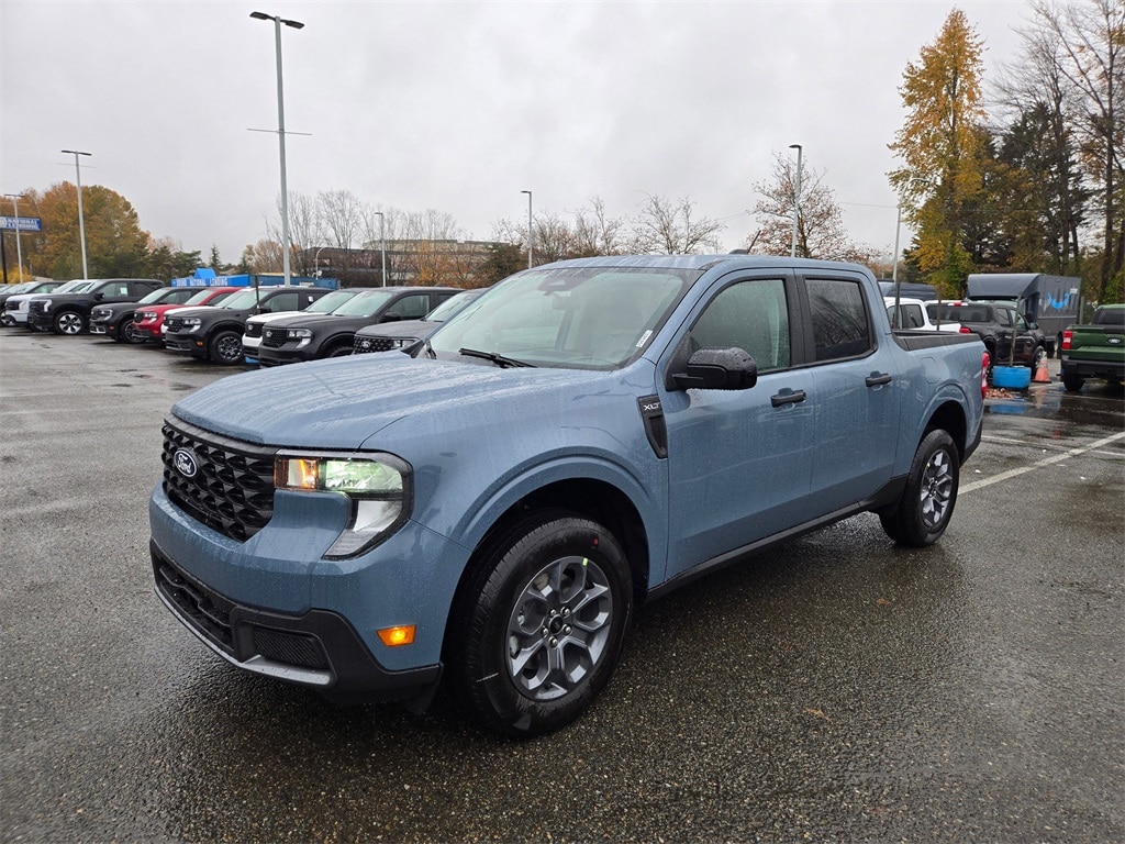 New 2025 Ford Maverick XLT Truck
