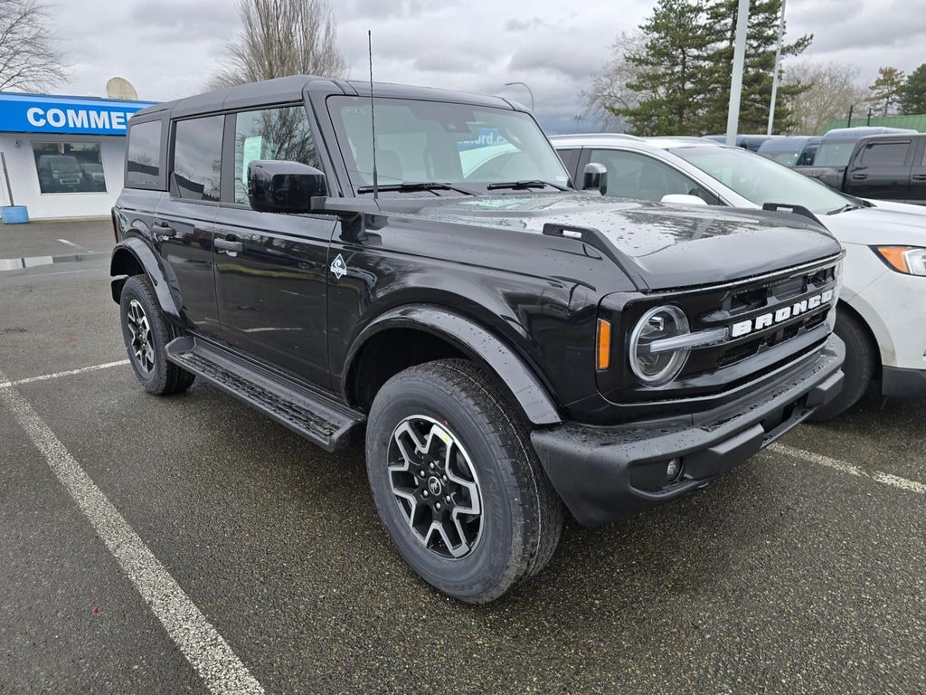 New 2026 Ford Bronco Outer Banks UT