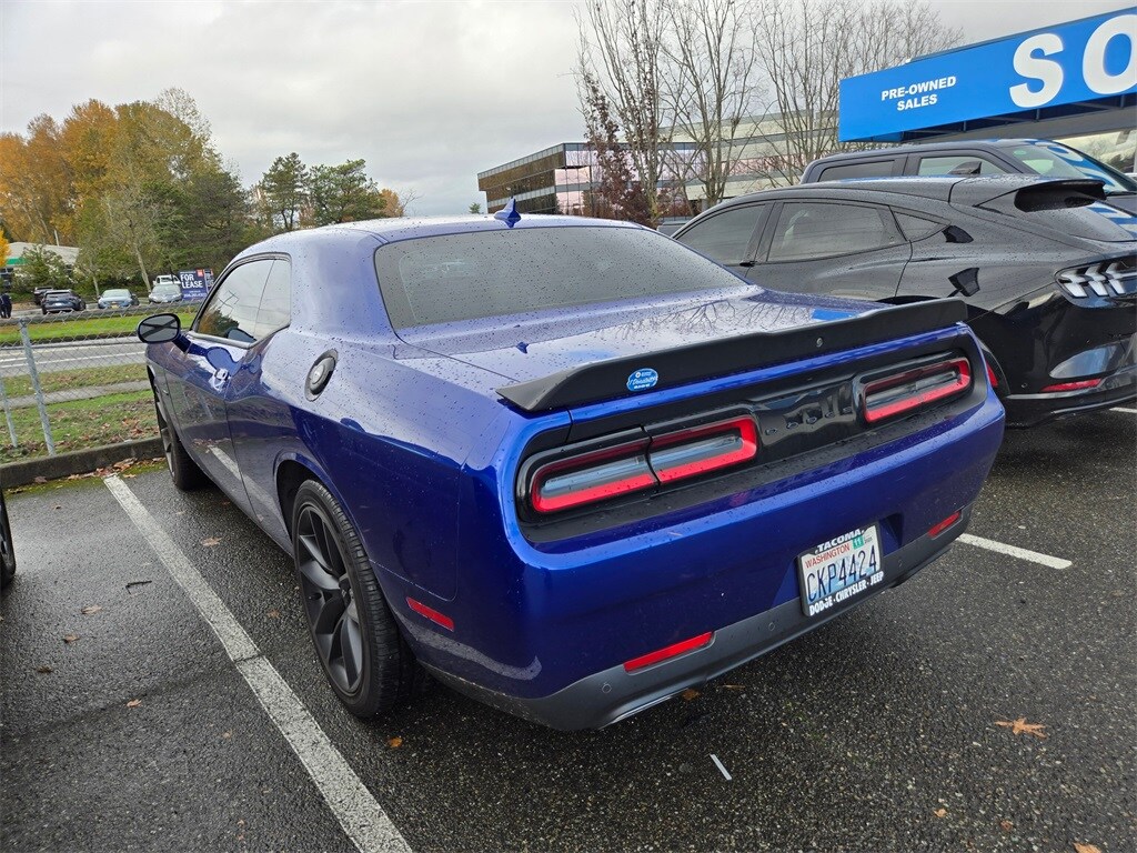 2021 Dodge Challenger R/T photo 4