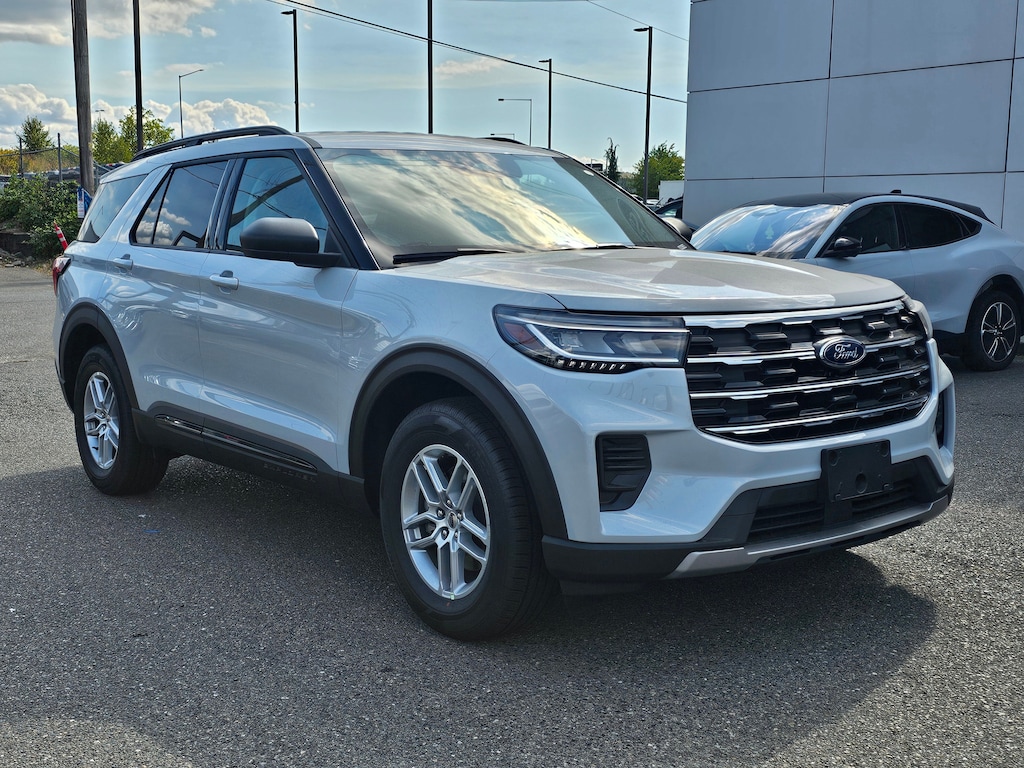 New 2026 Ford Explorer Active UT