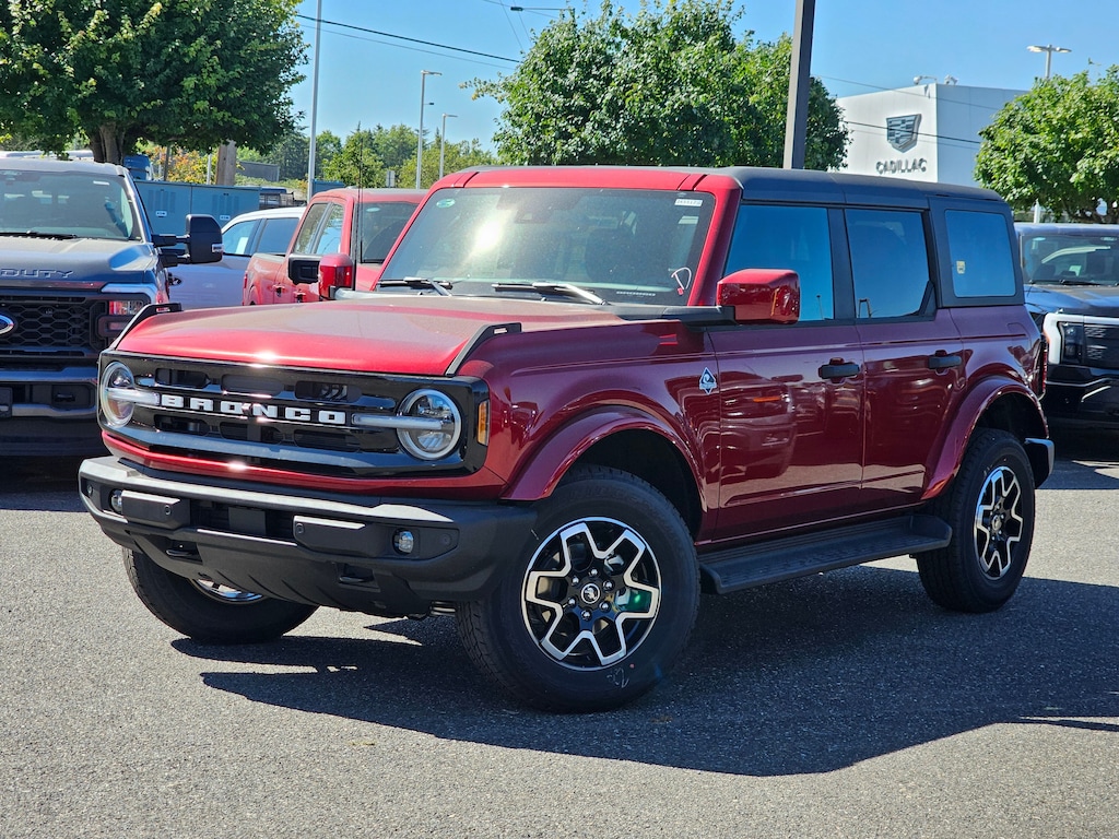 New 2026 Ford Bronco Outer Banks UT