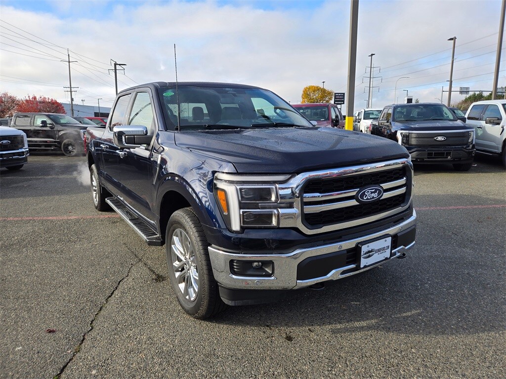 2025 Ford F-150 Lariat photo 3