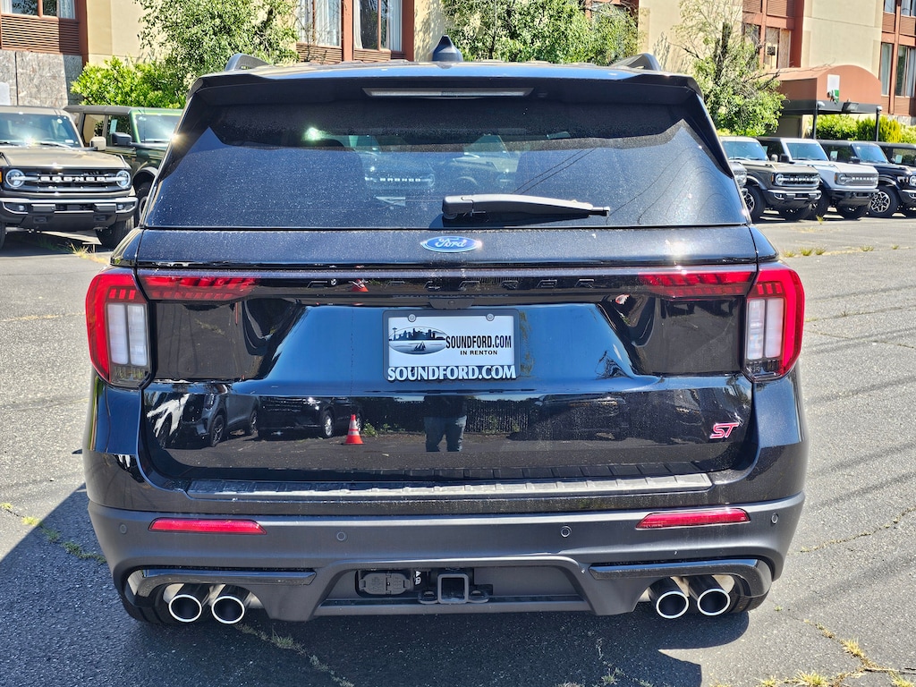 New 2026 Ford Explorer ST UT