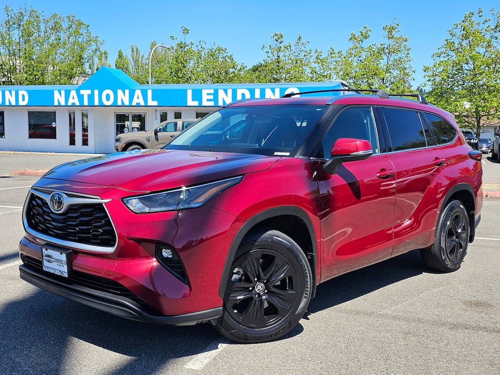 Used 2021 Toyota Highlander XLE WG